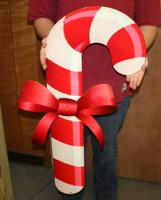 3 foot candycane double sided.  Here comes Santa.....
